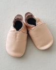 SOFT SOLE SHOE - SOFT CARAMEL