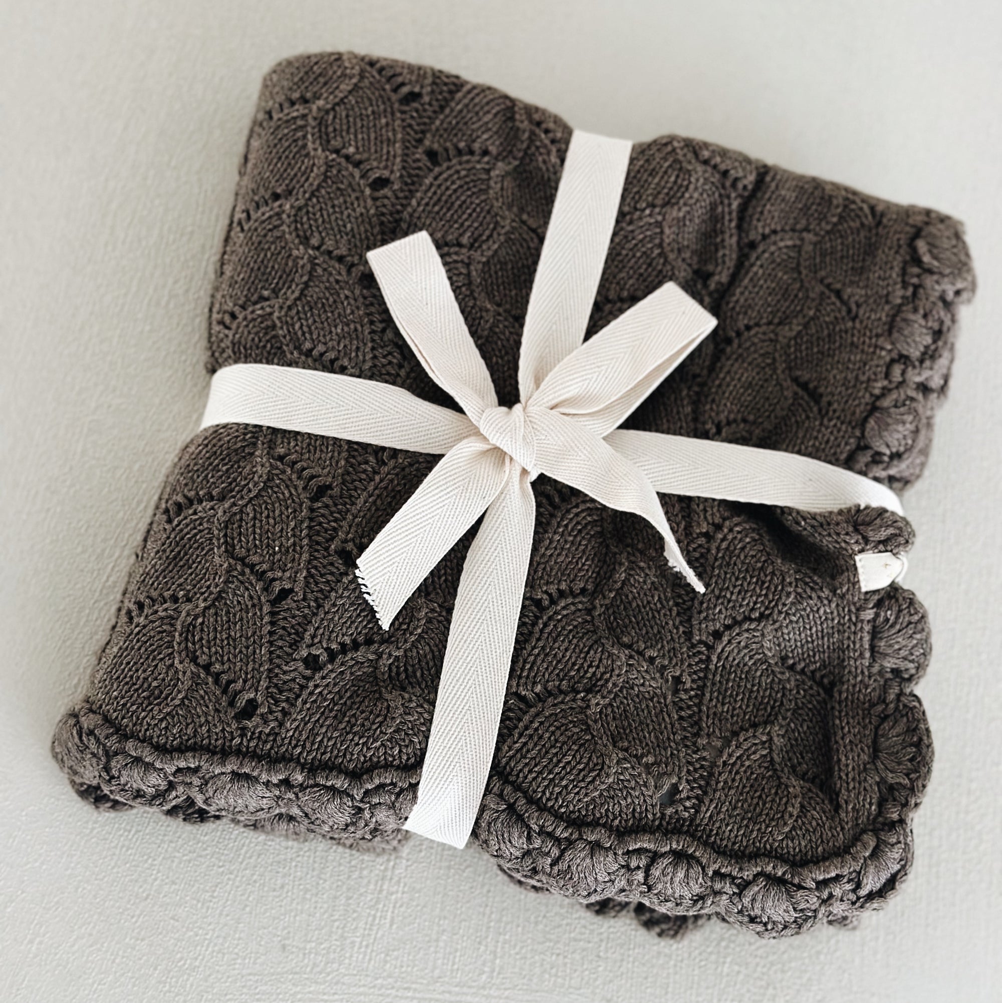 CHIFFONETTE KNITTED BLANKET - earth brown