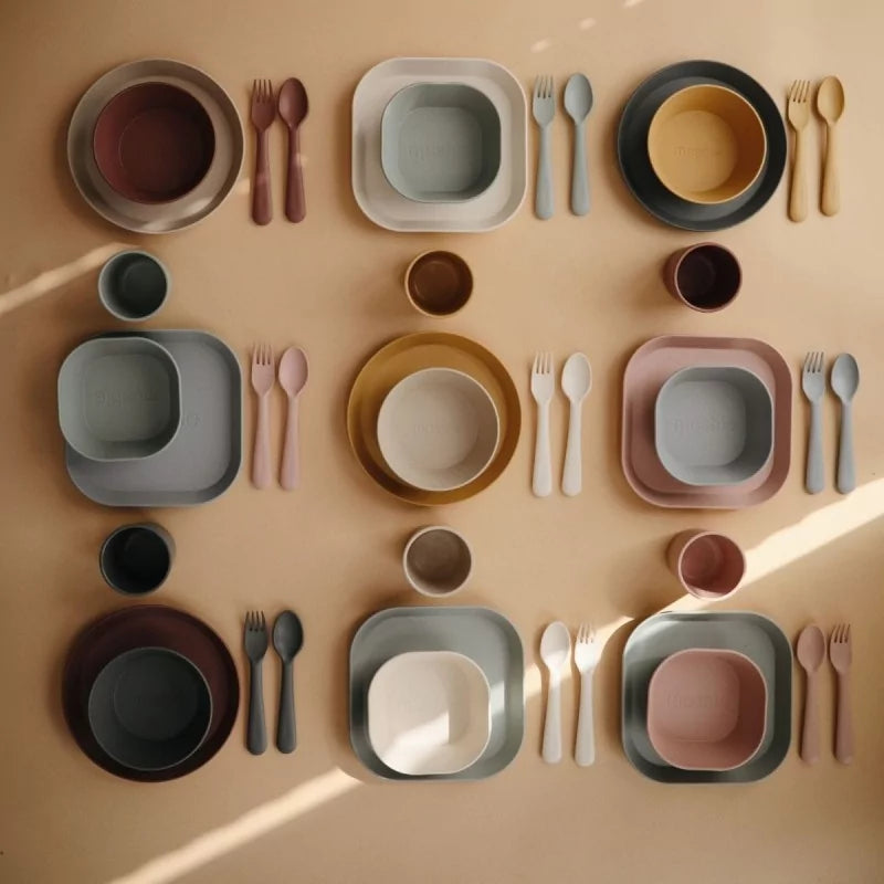 PLATES SQUARE - cloud