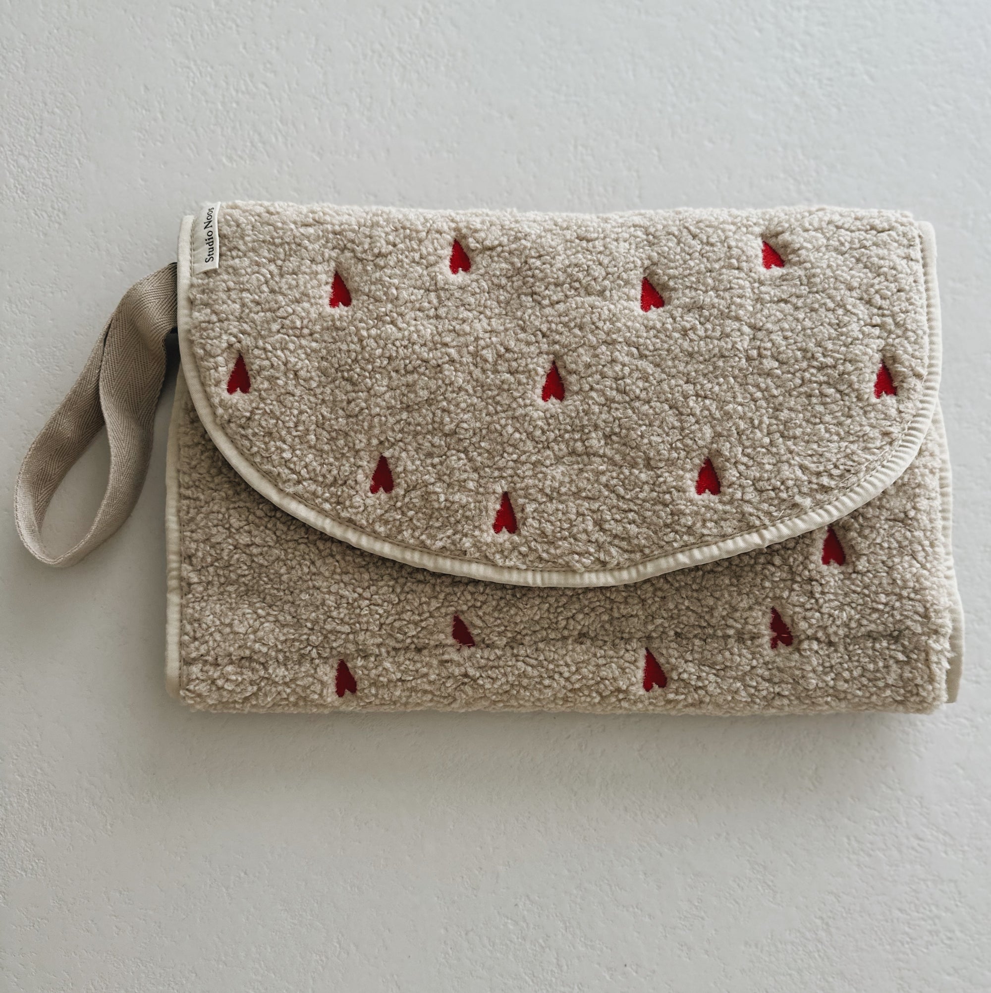 Chunky Changing mat - ecru hearts