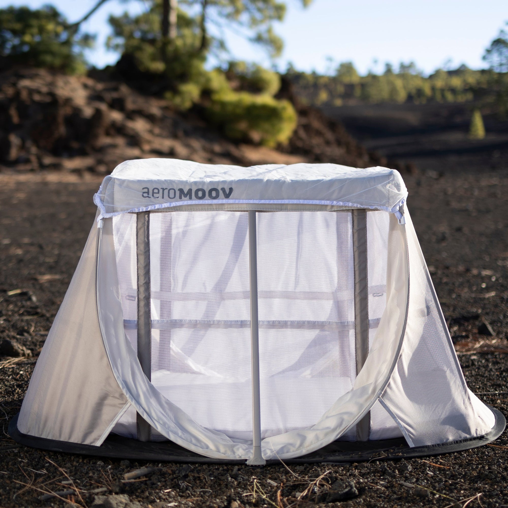 MUGGENNET TRAVEL COT