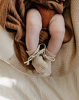 Booties 0-9m - oat