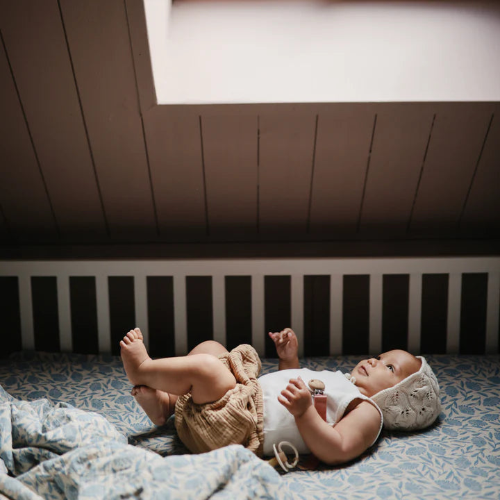 SWADDLE 120x120 - Blue Flowers