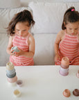 STACKING CUPS