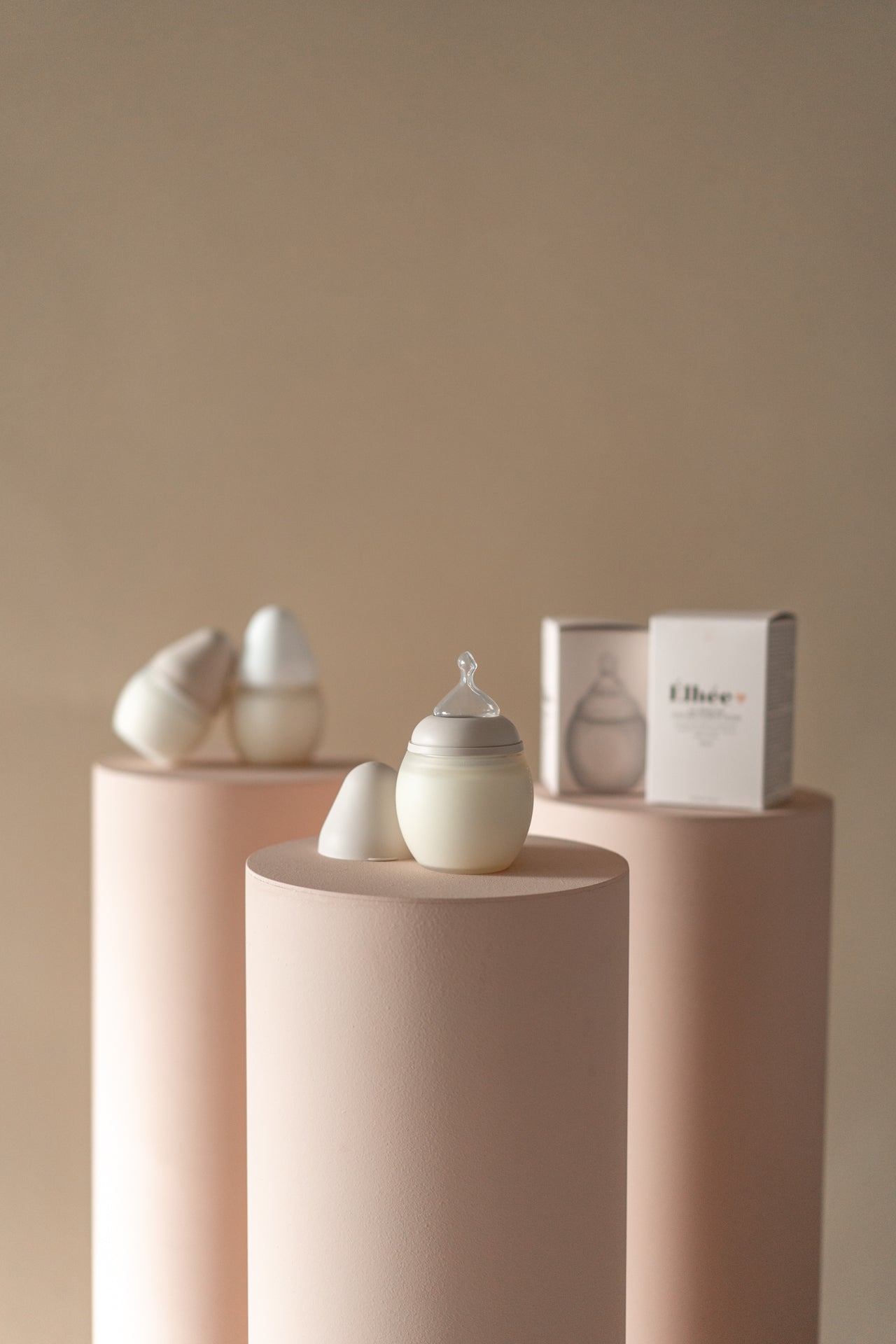 Élhée Milk Bottle - 240ml medium flow