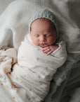 SWADDLE 120x120 - pale taupe