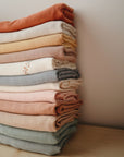 SWADDLE 120x120 - pale taupe