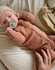 ZIP KRUIPPAKJE - SAGE SPECKLED 9-12M