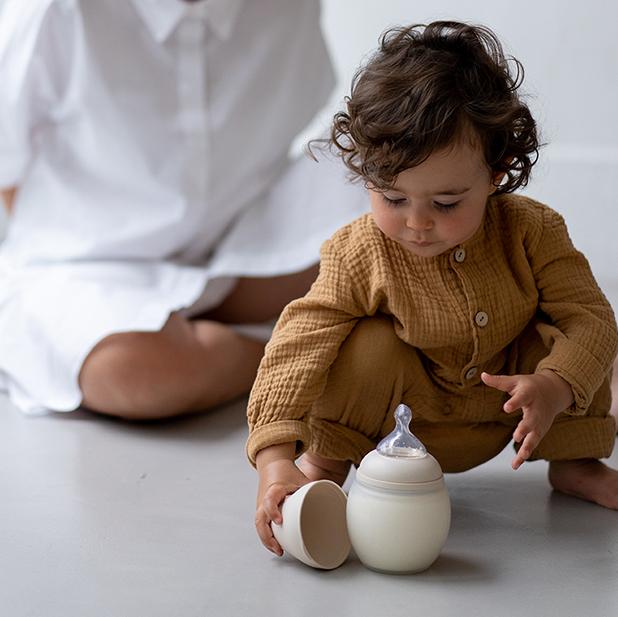 Élhée Milk Bottle - 240ml medium flow