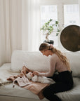SWADDLE 120x120 - pale taupe
