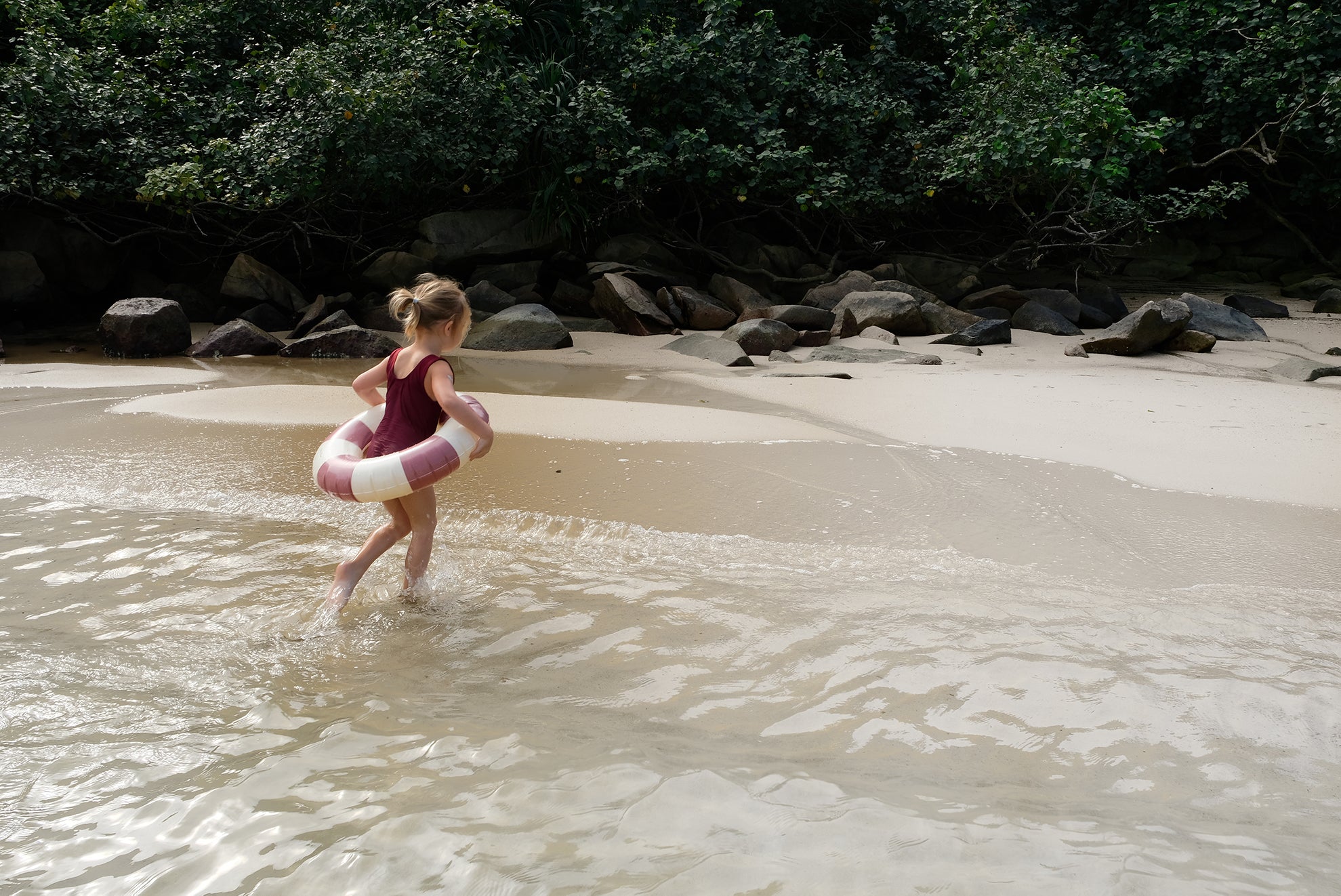 BEACH PLAY