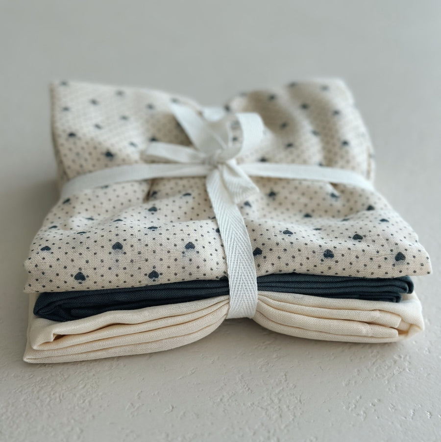 MUSLIN CLOTH - 3 pack hearts