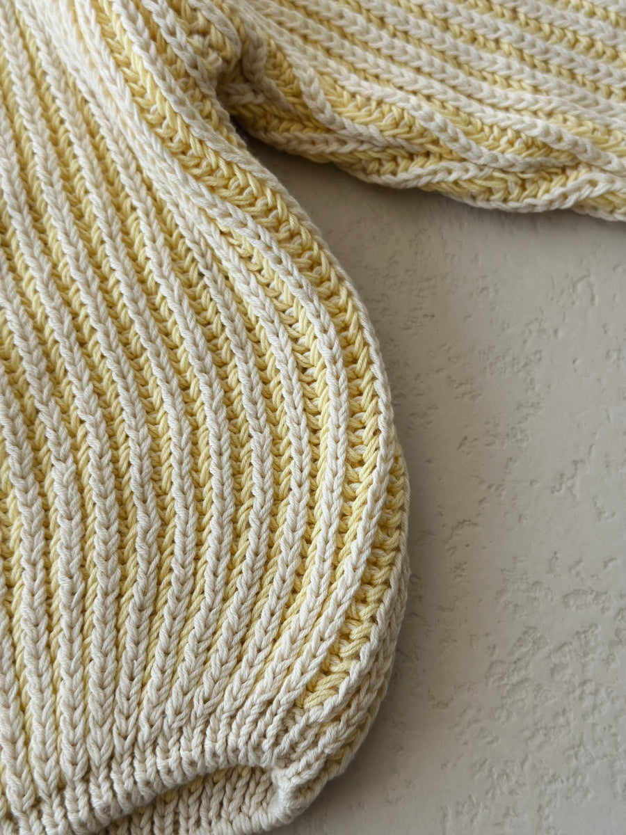 SOFT KNITTED SWEATER - butter yellow