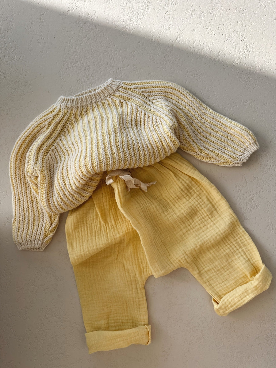 SOFT KNITTED SWEATER - butter yellow