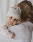 BABYMUTS GEKNOOPT