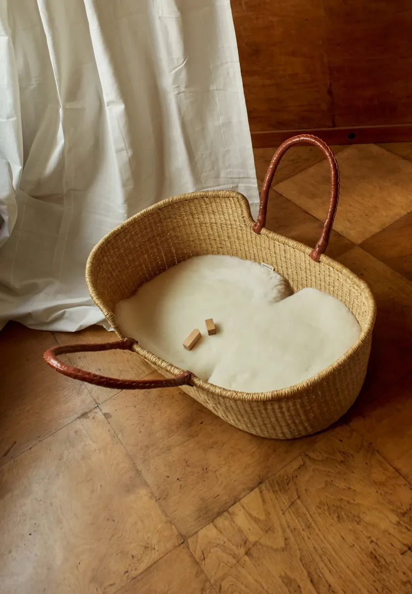 SHEEPSKIN SNUGGLER - sky blue
