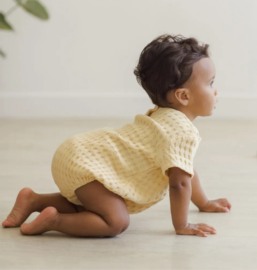 RELAXED BUBBLE ROMPER - YELLOW