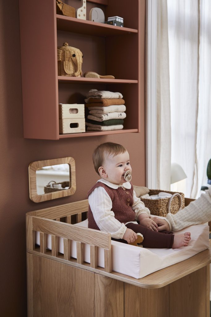 NOVA Changing Table - Oak