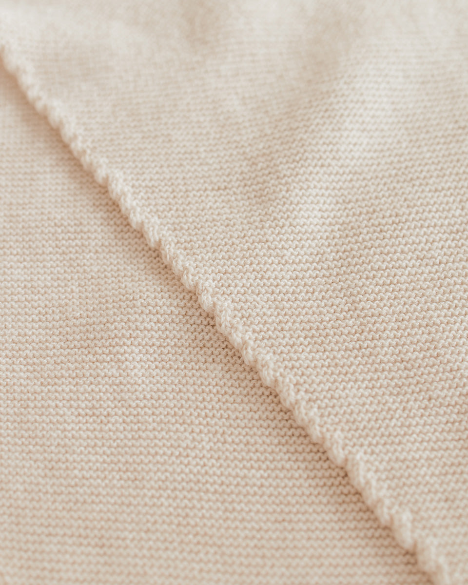 TRIAGLE SCARF JOSEPHINA - Cream