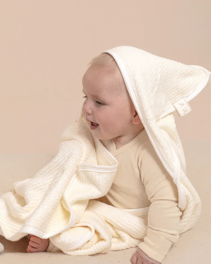 BABY HOODED TOWEL