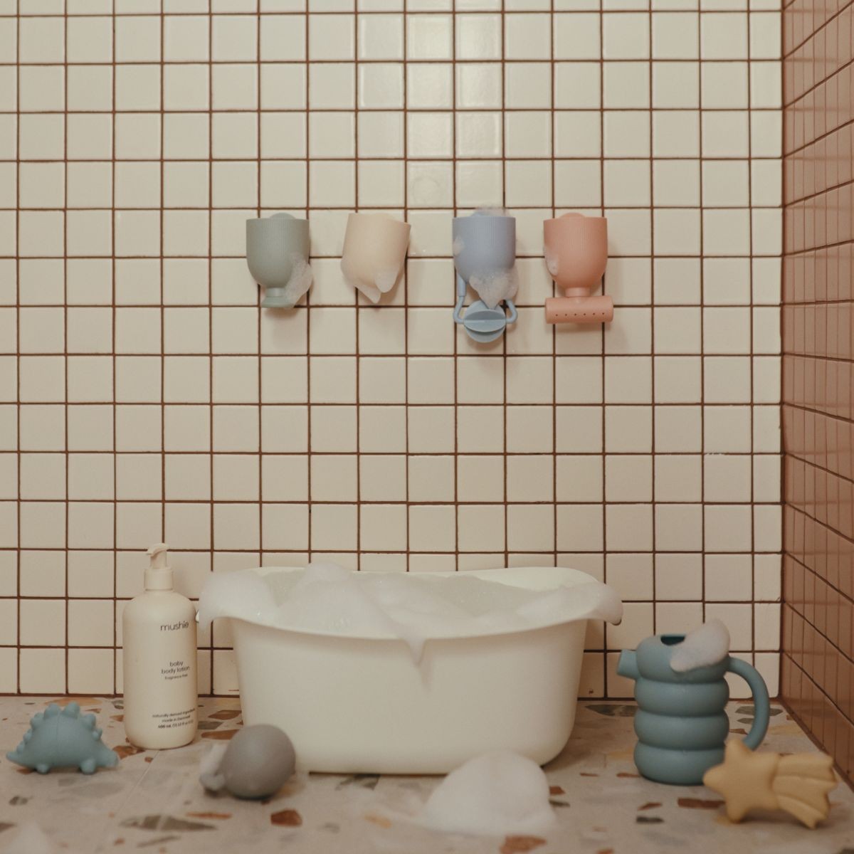 POUR &amp; PLAY - BADSET