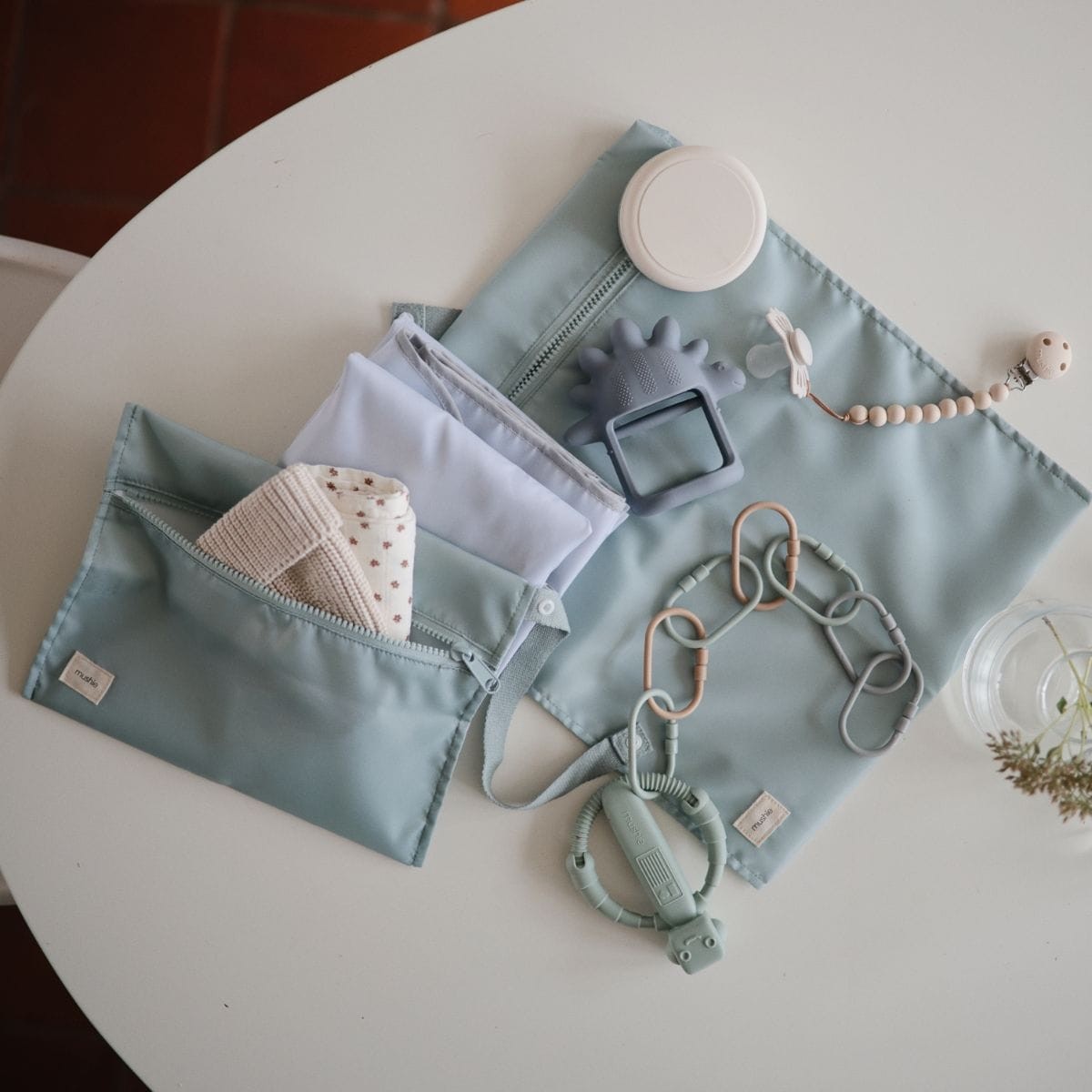 WATER RESISTANT WET BAGS - Roman Green