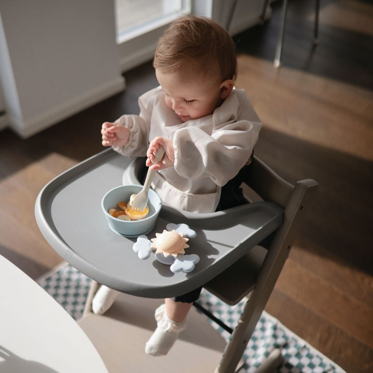 SUCTION SPINNER TOY - BEE