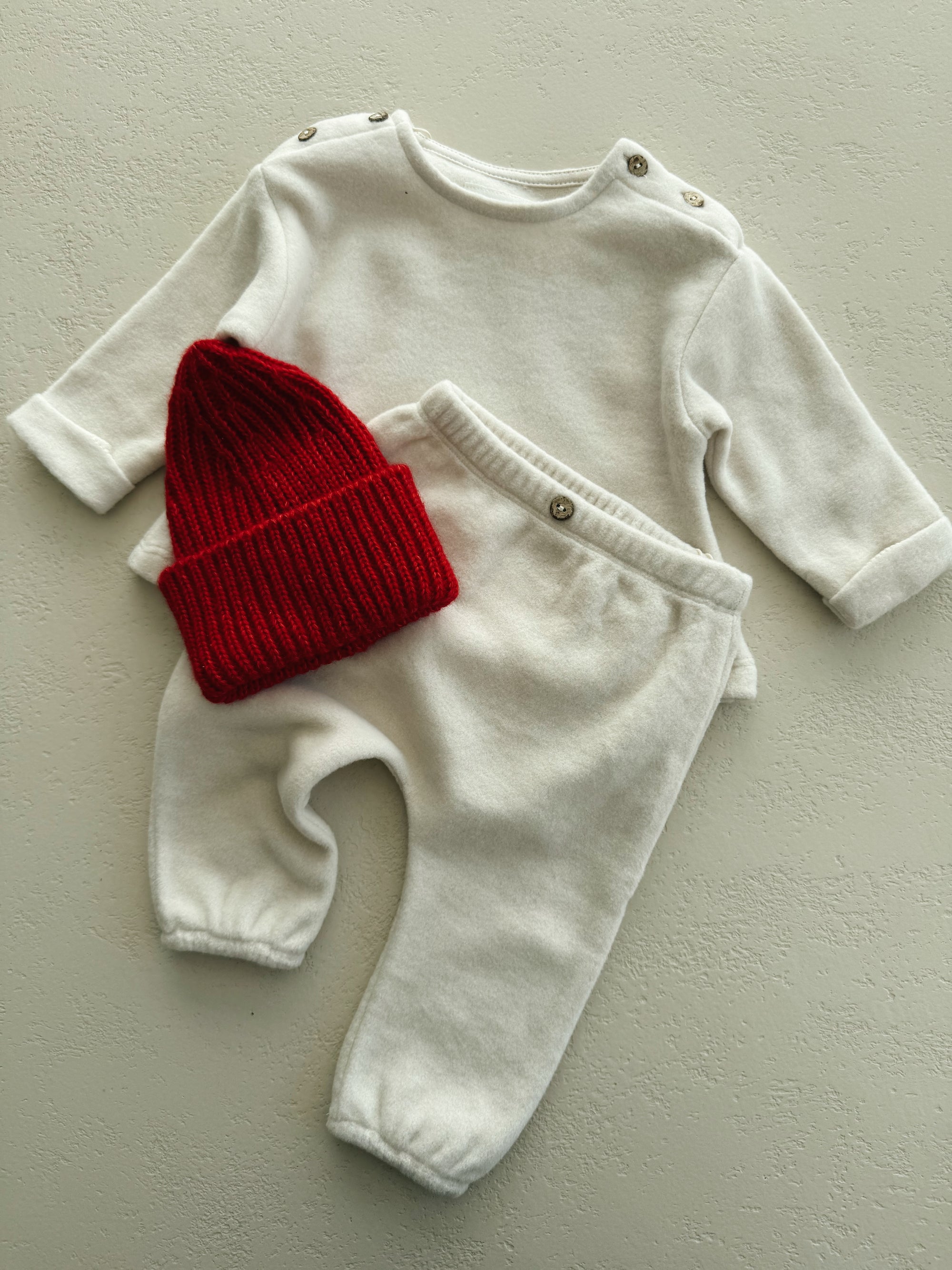 POLAR SWEATER