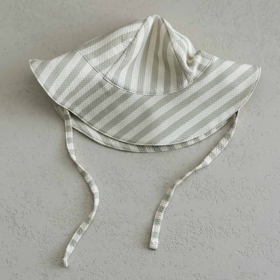UPF 50+ SUN HAT - MINT STRIPE