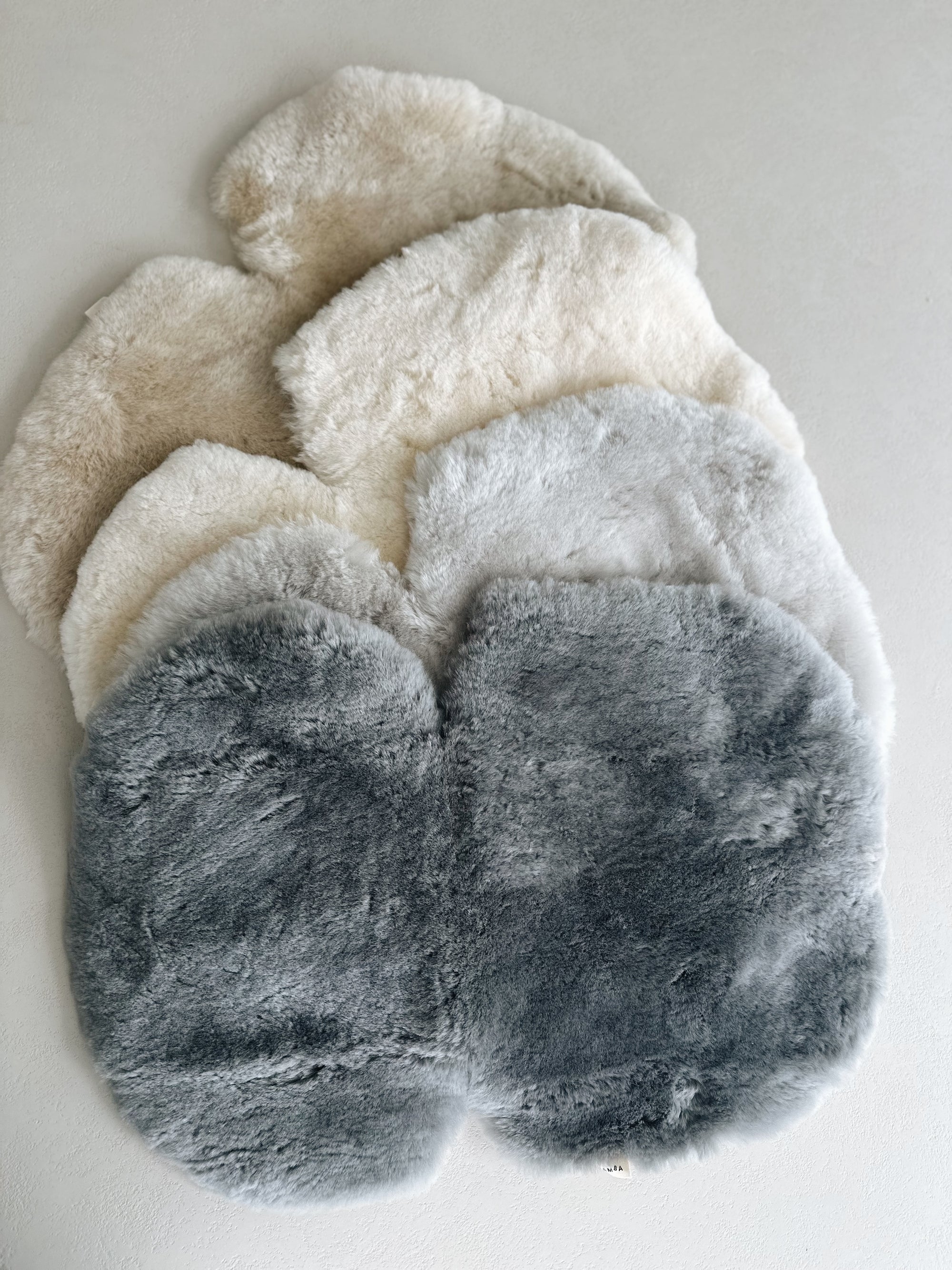 SHEEPSKIN SNUGGLER - elephant