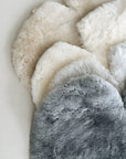 SHEEPSKIN SNUGGLER - milk