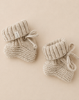 GESTRICKTE FÜSSLINGE 6-12M