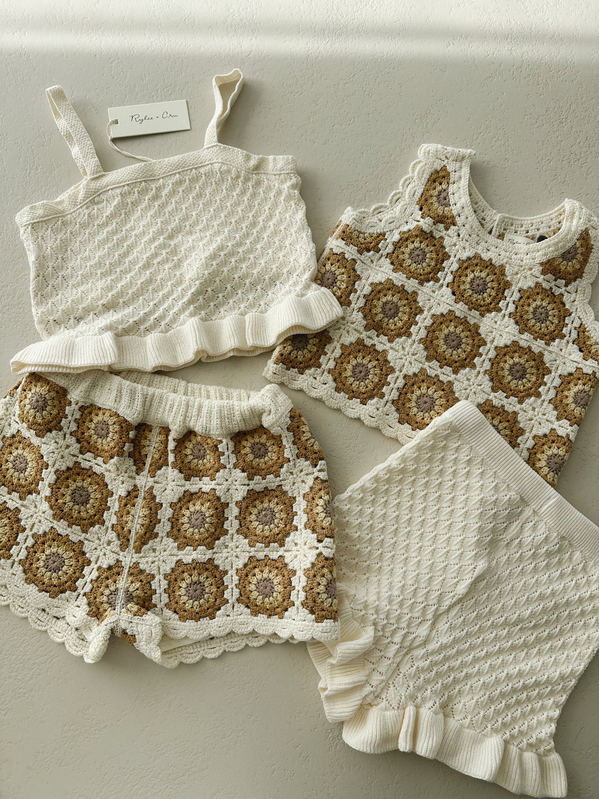 CROCHET TANK SET OF 2  - MARIGOLD DAISY