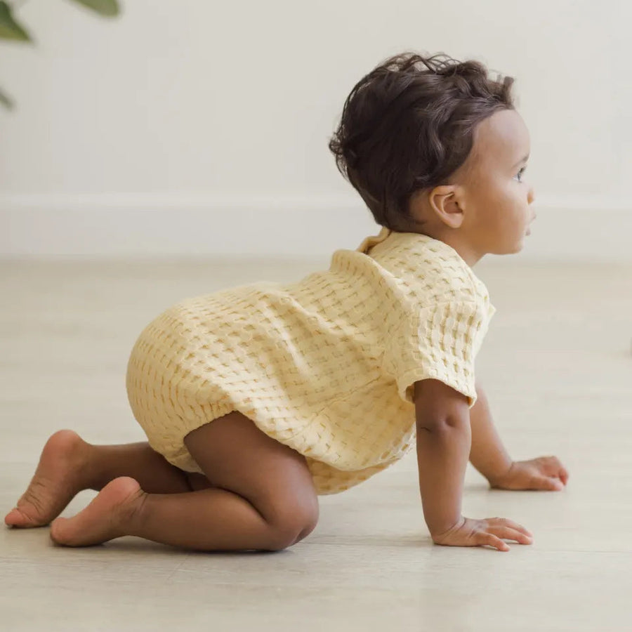 RELAXED BUBBLE ROMPER - YELLOW