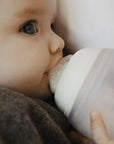 Élhée Milk Bottle - 240ml medium flow
