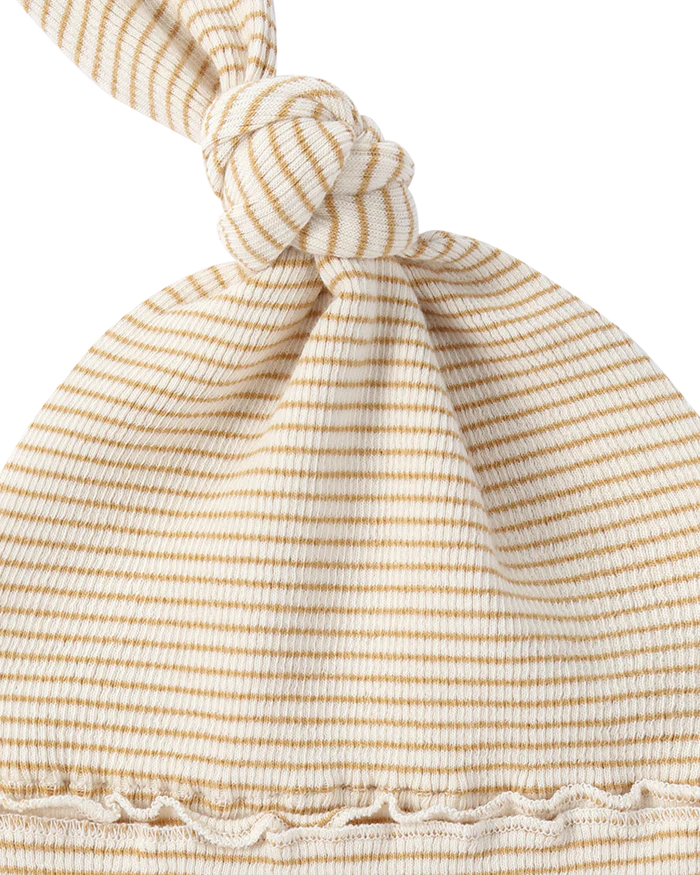 BABYMUTS GEKNOOPT