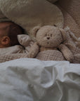 HUMMING BEAR 2.0 - licht + geluid - Sand