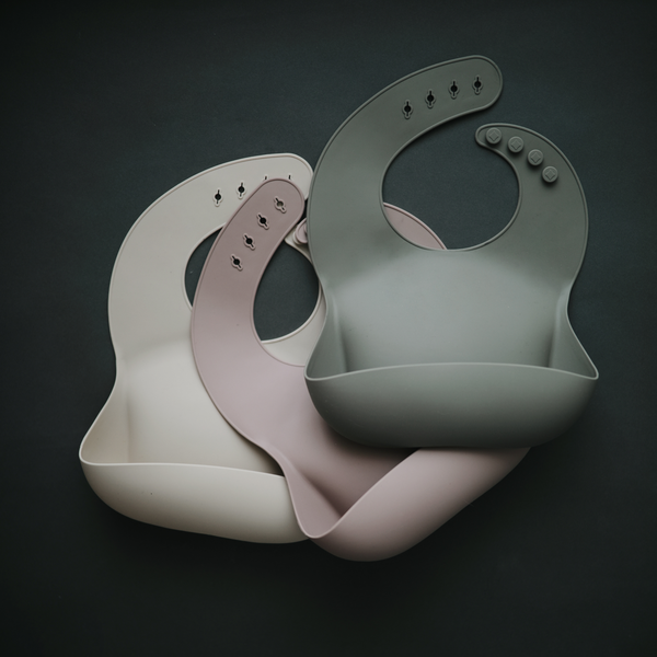 SILICONE BIBS